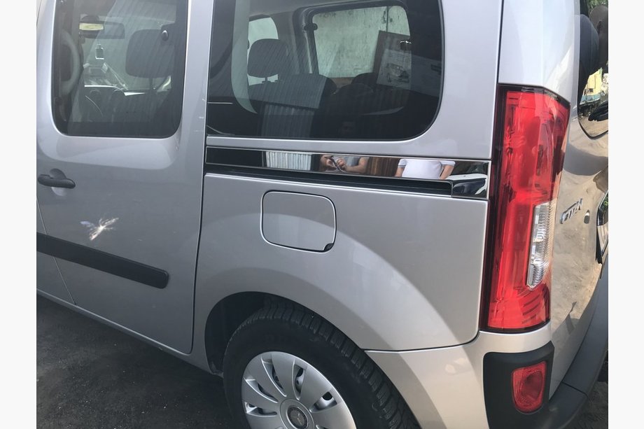 Mercedes Citan 2013-2021 Edelstahl Zierleisten Schiebeturen (2 Stk) Image