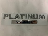 Nissan Patrol Y62 2010-2024 Emblem Platinum Foto 1