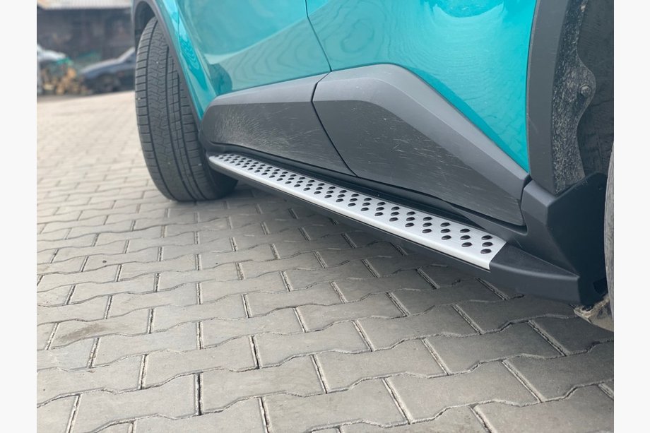 Toyota C-HR 2016-2023 Seitenschweller Original V1 (2 Stk., Alu) Image