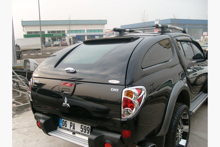 Mitsubishi L200 2006-2015 Laderaumabdeckung STARBOX Image