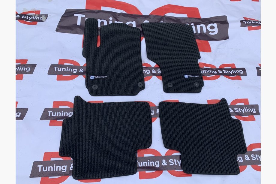 Volkswagen Amarok 2010-2022 Textil Fußmatten (Corona) Image