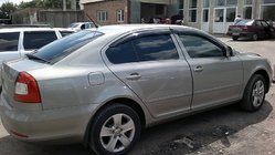 Skoda Octavia II A5 2010-2013 Windabweiser LiftBack (4 Stk, SIM) Foto 1