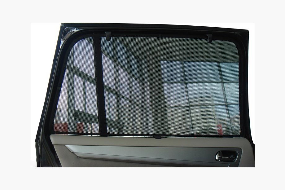 Dacia Duster 2008-2018 Sonnenschutzblenden (Einsteckbar) Image