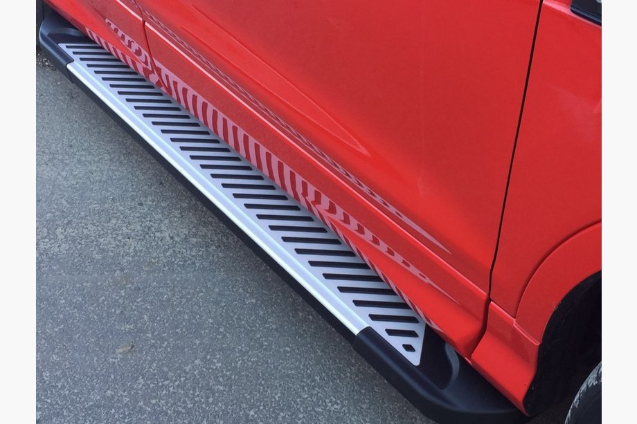 Skoda Karoq 2018- Seitenschweller Line (2 Stk., Aluminium) Image
