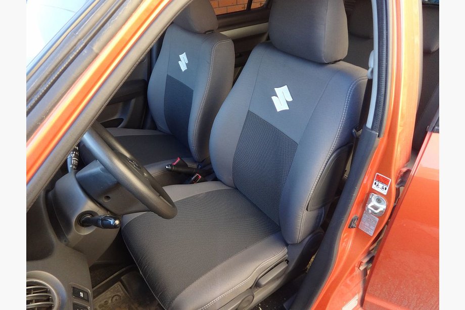 Suzuki Swift 2005-2010 Autositzbezüge (Stoff, Classik) Image