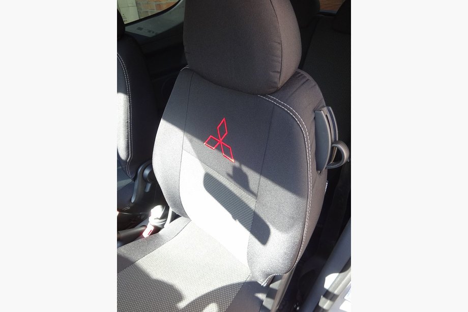 Mitsubishi Colt 2004-2012 Autositzbezüge (Stoff, Classik) Image