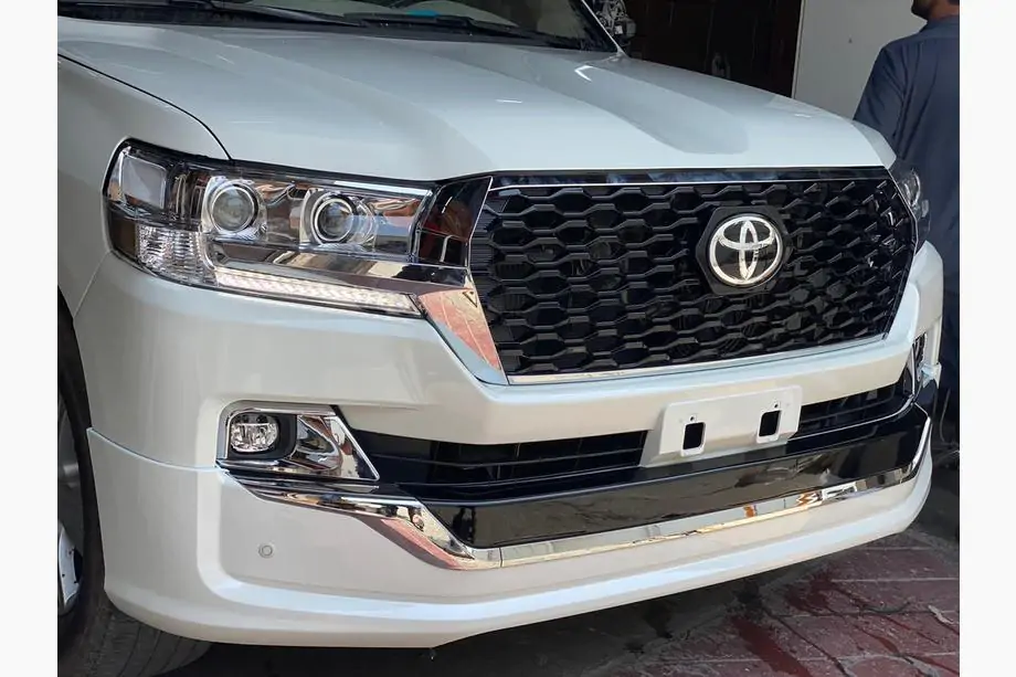 Toyota Land Cruiser 200 2007-2021 Kühlergrill (Ewan 2021) Image