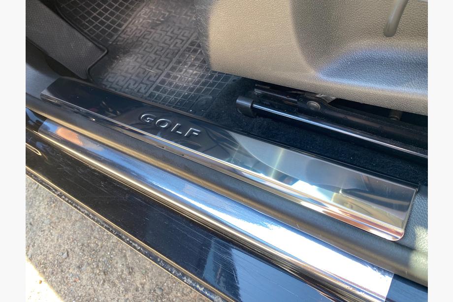Volkswagen Golf 6 2008-2014 Einstiegsleisten Innenteil Abdeckungen (2 Stk., Edelstahl) Image