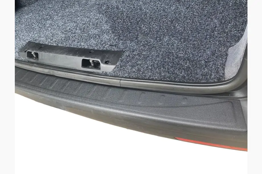 Volkswagen T6 2015-2024 Heckstoßstangenabdeckung DDU (1 Tür, ABS) Foto 1