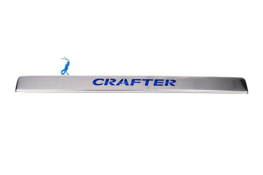 Volkswagen Crafter 2006-2016 Chromleiste über dem Kennzeichen mit LED-Beleuchtung (Edelstahl) Rote Beleuchtung Image
