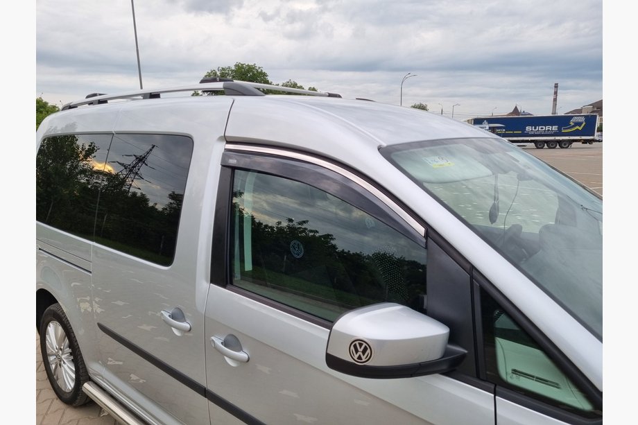 Volkswagen Caddy 2015-2020 Windabweiser mit Chromleiste (2 Stk, Niken) Image