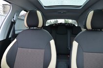 Opel Crossland X 2017-2024 Autositzbezüge Premium Foto 4