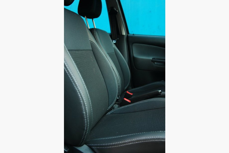 Skoda Octavia I Tour A4 1996-2010 Autositzbezüge (Kunstleder↗Stoff, Premium) Image