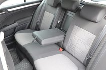 Skoda Superb 2009-2015 Autositzbezüge (2008-2013, Kunstleder↗Stoff, Premium) Foto 4