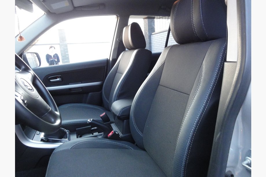 Suzuki Grand Vitara 2005-2017 Autositzbezüge SoyuzAuto Premium Image