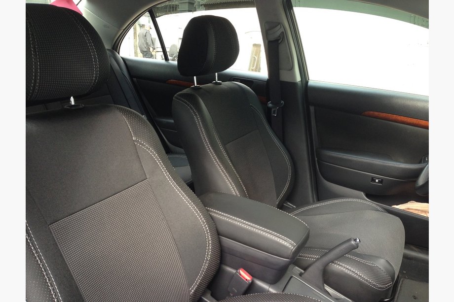 Toyota Avensis 2003-2009 Autositzbezüge SoyuzAuto Premium Image