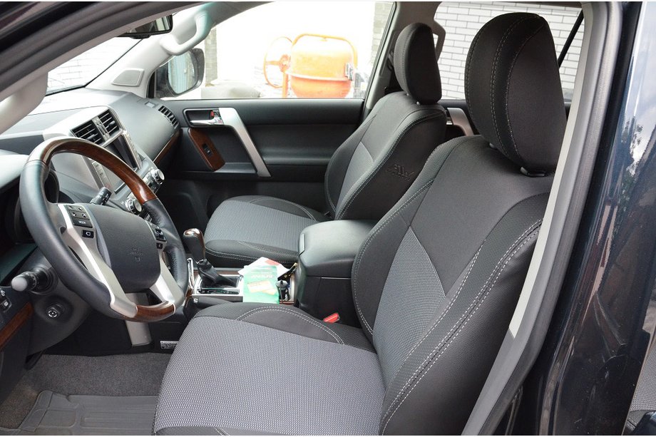 Toyota Land Cruiser Prado 150 2009-2023 Autositzbezüge (Kunstleder + Stoff, Premium) Image
