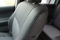 Toyota Land Cruiser Prado 150 2009-2023 Autositzbezüge (Kunstleder + Stoff, Premium) Foto 5
