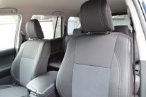 Toyota Land Cruiser Prado 150 2009-2023 Autositzbezüge (Kunstleder + Stoff, Premium) Foto 4