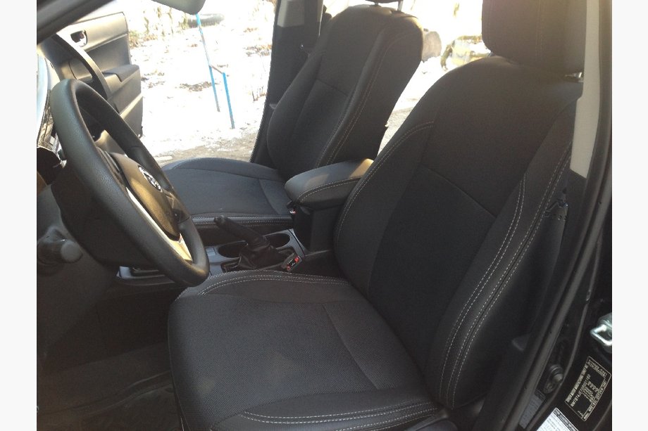 Toyota Corolla 2013-2019 Autositzbezüge (Kunstleder↗Stoff, Premium) Image