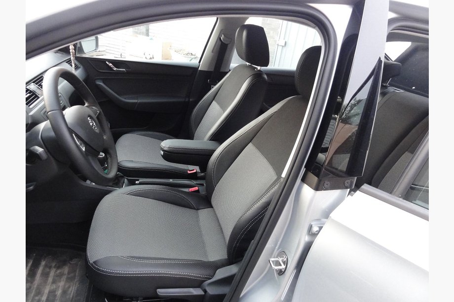 Skoda Rapid 2012-2019 Autositzbezüge SoyuzAuto Premium Image