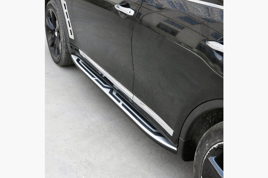 Infiniti QX70 2013-2019 Seitenschweller (2 Stk) Image