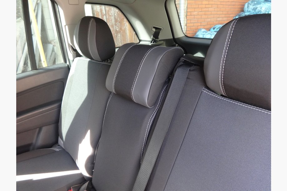 Opel Zafira B 2005–2011 Autositzbezüge (Kunstleder↗Stoff, Premium) Foto 1