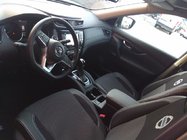 Nissan Qashqai 2014-2021 Autositzbezüge (Kunstleder↗Stoff, Premium) Foto 1