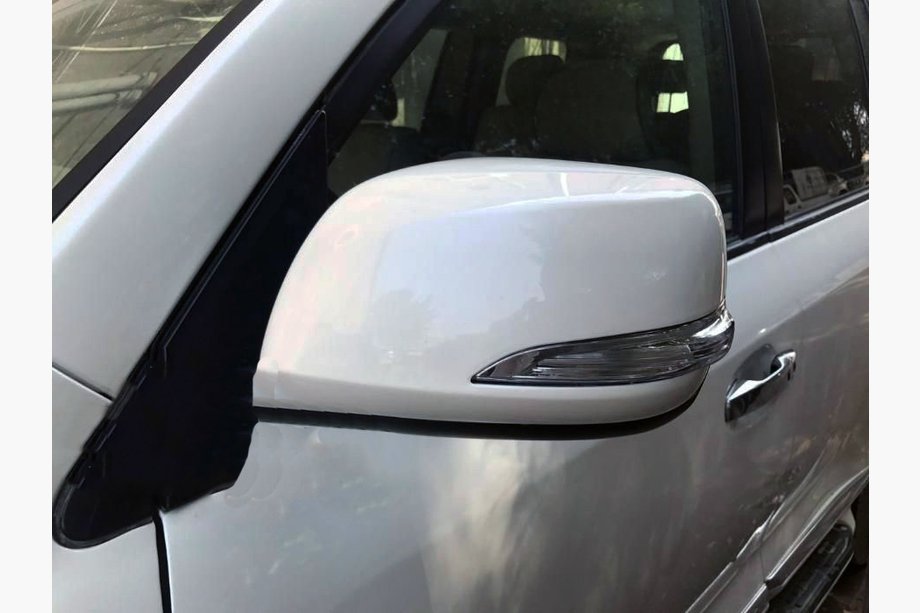 Toyota Land Cruiser Prado 150 2009-2023 Spiegelabdeckungen (mit Blinker, Stil 2014) Image