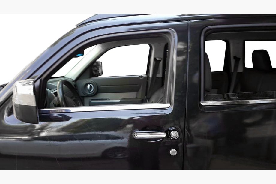 Jeep Cherokee/Liberty 2007-2013 Fensterzierleiste Edelstahl Image