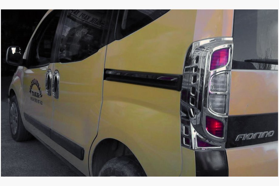 Peugeot Bipper 2008-2017 Chrom Rückleuchten Abdeckung mit Biegung (2 Stk, Kunststoff) Image