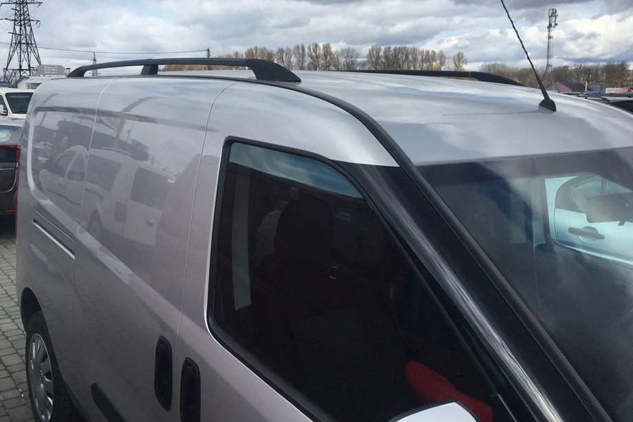 Fiat Doblo II 2010-2022 Dachreling Schwarz Maxi, Metallfuesse Image