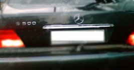 Mercedes S-class W140 1991-1998 Chromleiste über dem Kennzeichen (Edelstahl) Foto 1