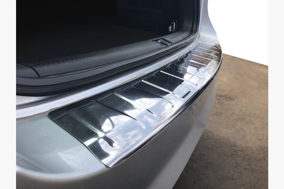 Volkswagen Passat B7 2012-2015 Heckstoßstangenschutz Carmos (SW, Edelstahl) Image