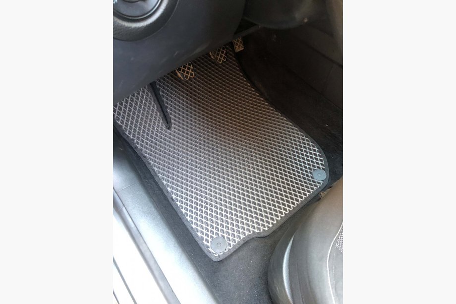 Volkswagen Bora 1998-2004 EVA Fußmatten (schwarz) Image
