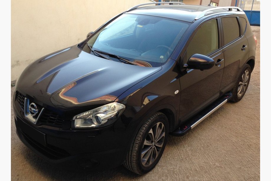 Nissan Qashqai 2010-2014 Seitenschweller RedLine V1 (2 Stk., Alu) Image