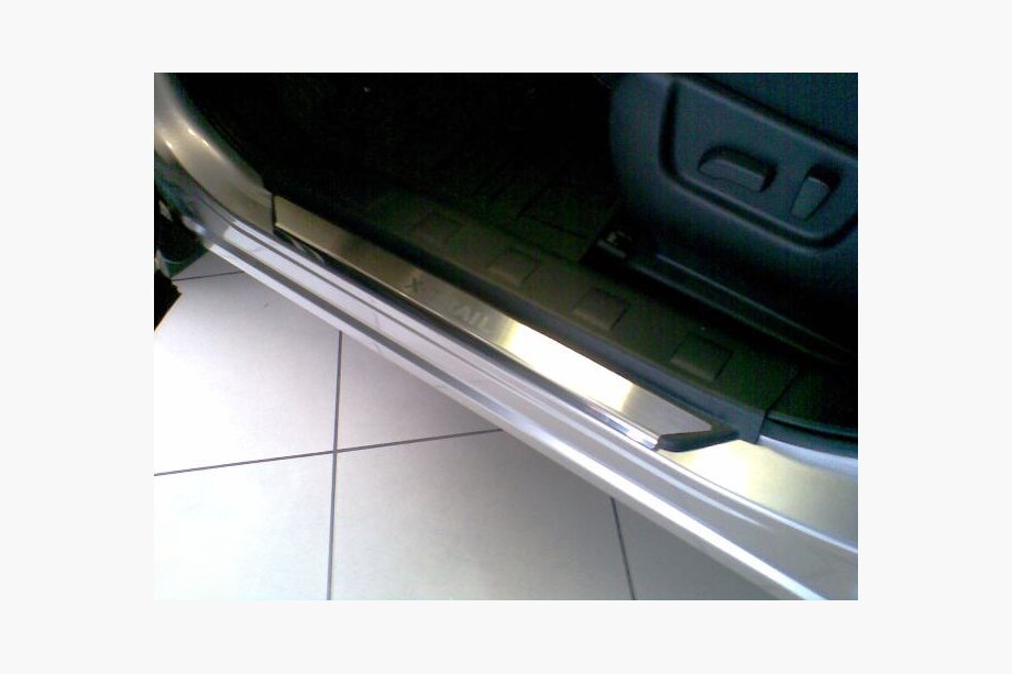 Nissan X-trail T31 2007-2014 Einstiegsleisten Abdeckungen Nataniko (4 Stk., Edelstahl) Premium - 3M Klebeband, 0.8 mm Image