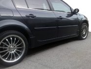 Renault Megane II 2004-2009 Seitenschweller (SD, grundiert zum Lackieren) Foto 1