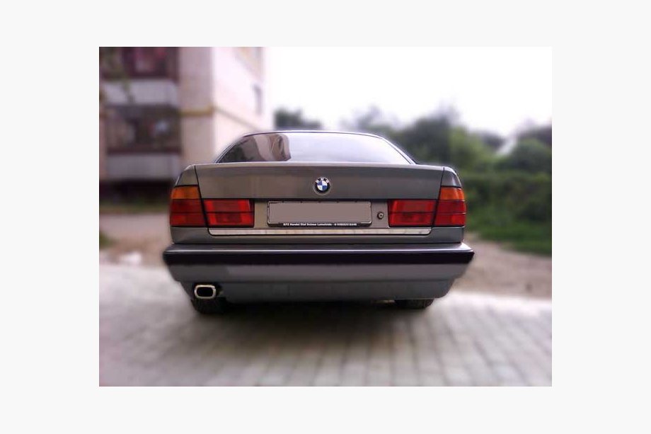 BMW 5 Series E34 1988-1995 Kofferraumleiste Edelstahl Image