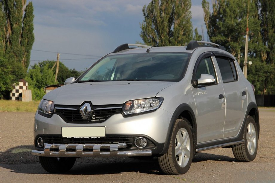 Dacia Sandero 2013-2020 Frontbügel ST015 (Edelstahl) Image