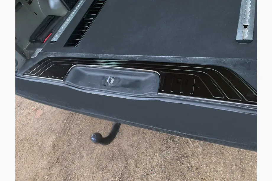Mercedes Vito/V-class W447 2014- Kofferraum Ladekantenschutz Schwarz Chrom (Edelstahl) Image