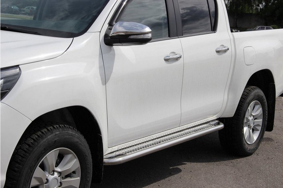 Toyota Hilux 2015- Trittbretter KB001 Edelstahl Image