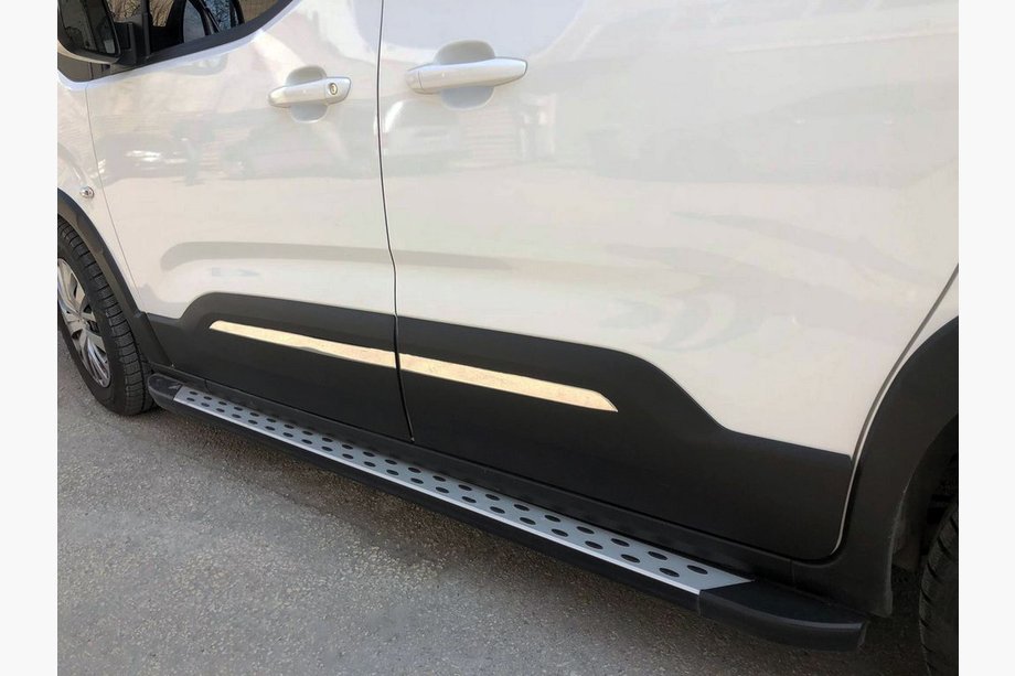 Peugeot Partner/Rifter 2019- Edelstahl Türleisten Abdeckungen Carmos - Türkischer Edelstahl Image