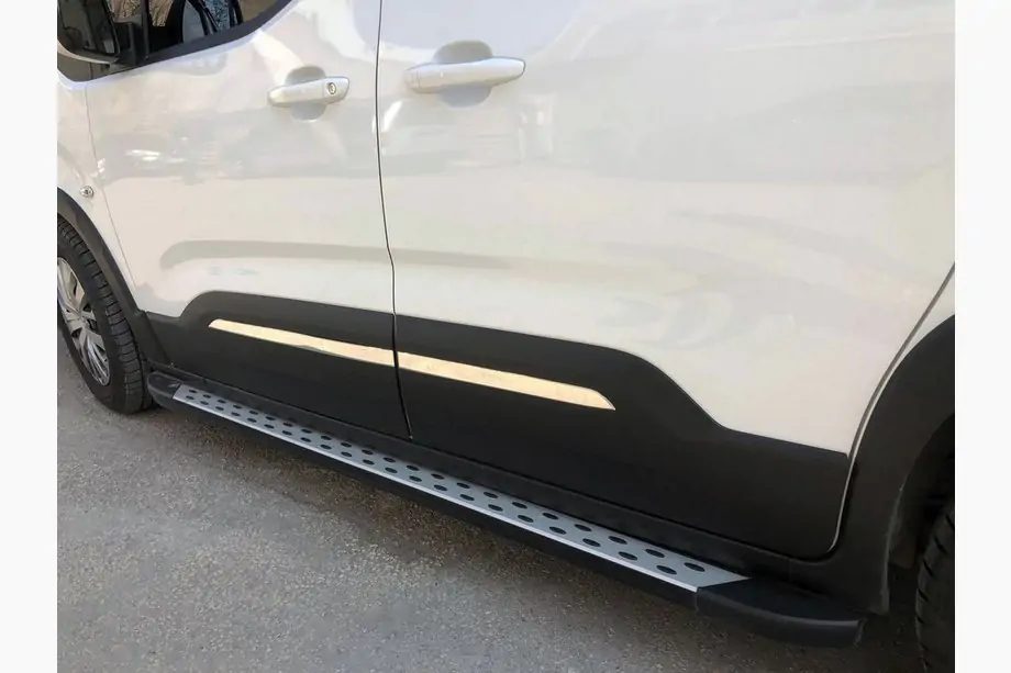 Peugeot Partner/Rifter 2019- Edelstahl Türleisten Abdeckungen Image
