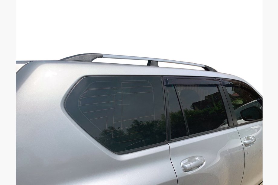 Toyota Land Cruiser Prado 150 2009-2023 Dachreling türkisches Design (Chrom, 2 Stk) Kunststoff-Fuesse Image