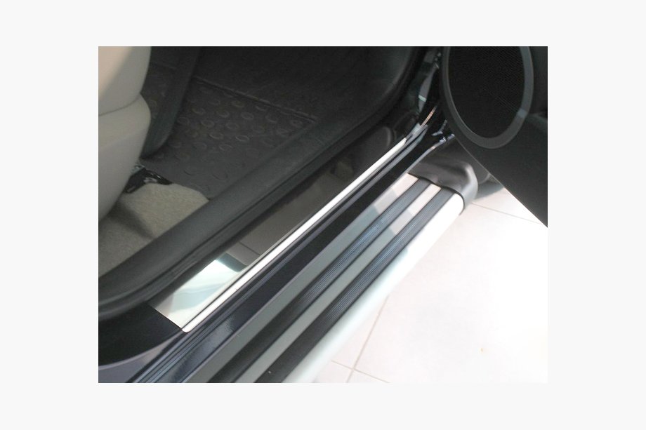 Nissan Leaf 2010-2017 Einstiegsleisten Abdeckungen Nataniko (4 Stk., Edelstahl) Image