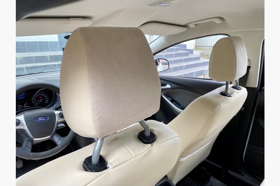 Ford Focus III 2011-2017 Autositzbezüge Kunstleder+Stoff+Alcantara Antara A099 (Komplettset) Foto 6