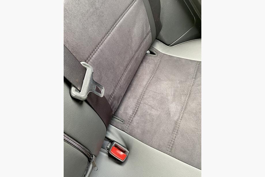 Nissan Qashqai 2014-2021 Autositzbezüge Kunstleder+Stoff+Alcantara Antara A001 (kompletter Innenraum) Foto 5