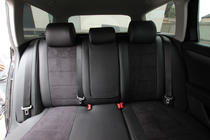 Volkswagen Passat B7 2012-2015 Autositzbezüge Kunstleder+Stoff+Alcantara Antara A001 (kompletter Innenraum) Foto 6