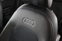 Audi A4 B8 2007-2015 Autositzbezüge Kunstleder+Stoff+Alcantara Antara A001 (kompletter Innenraum) Foto 5